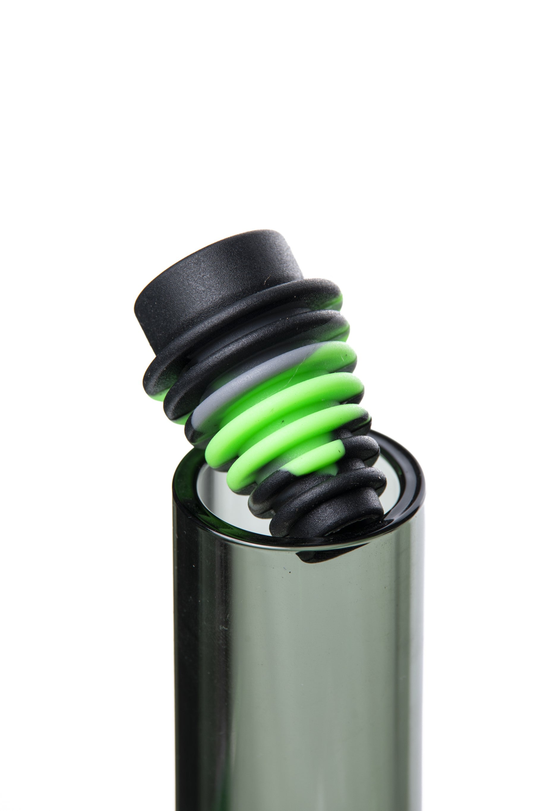 Xtendo Medium Adapter Kit with Extendable Hose (Green)
