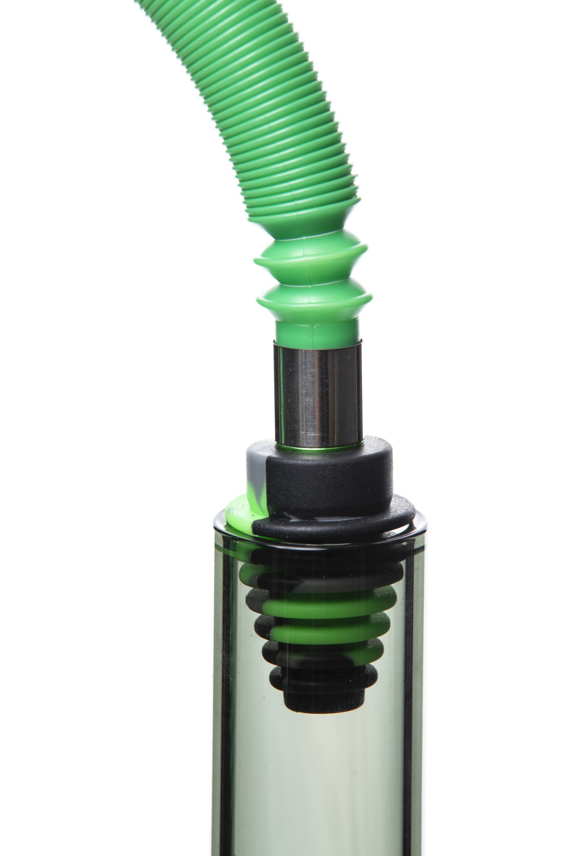 Xtendo Medium Adapter Kit with Extendable Hose (Green)