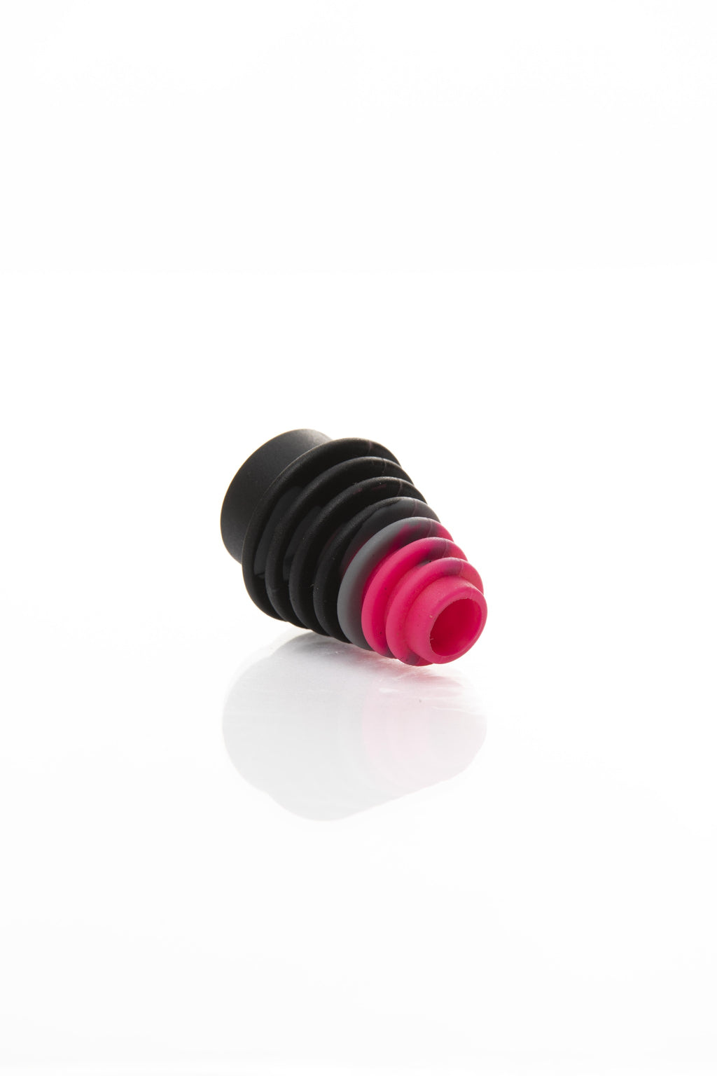 Xtendo Medium Adapter Kit with Extendable Hose MAGENTA