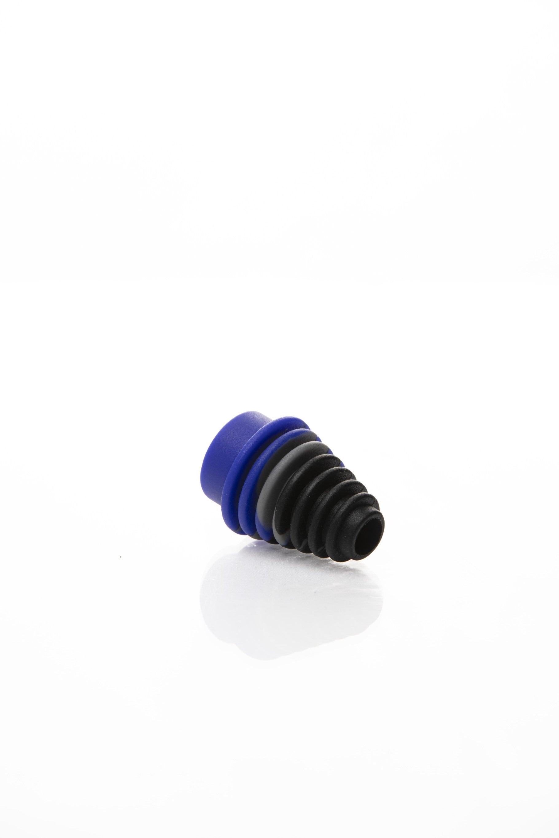 Xtendo Medium Adapter Kit with Extendable Hose (Blue)