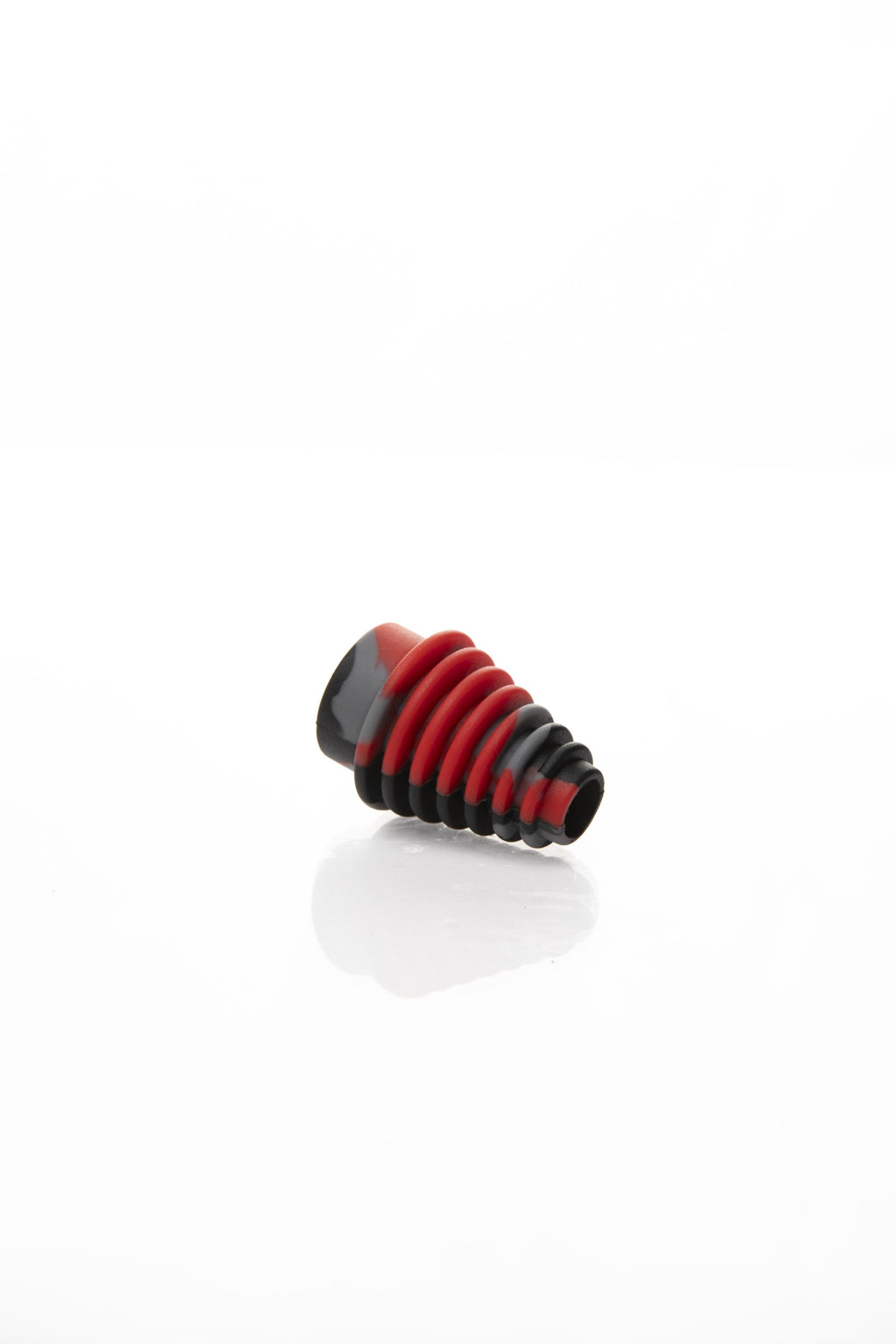 Xtendo Medium Adapter Kit with Extendable Hose RED