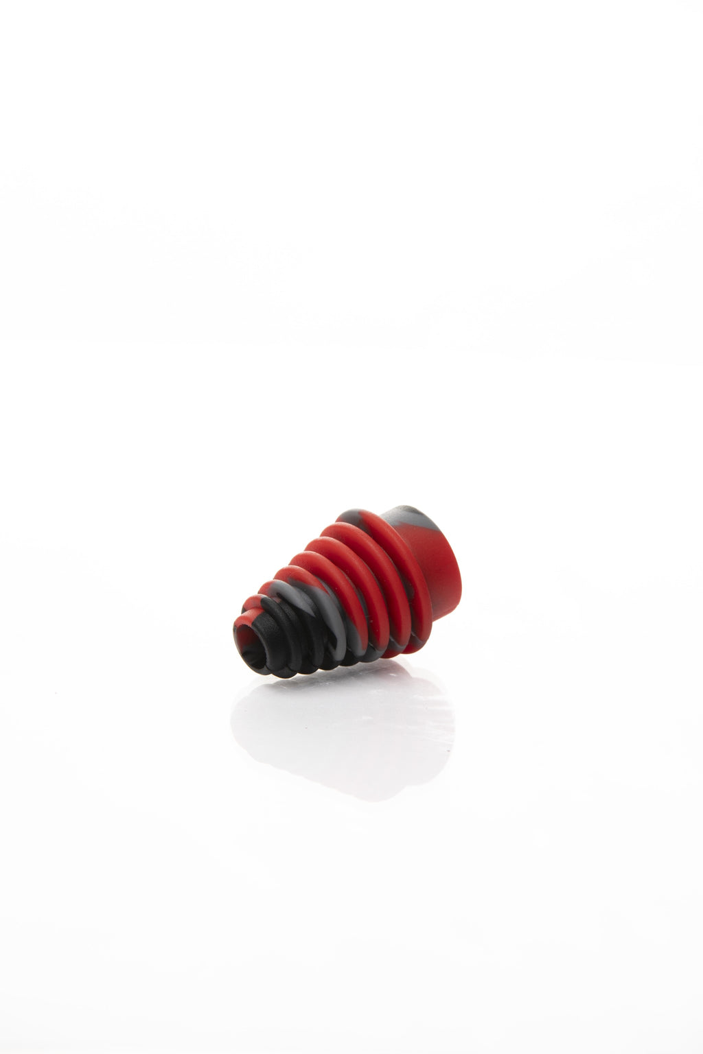 Xtendo Medium Adapter Kit with Extendable Hose RED