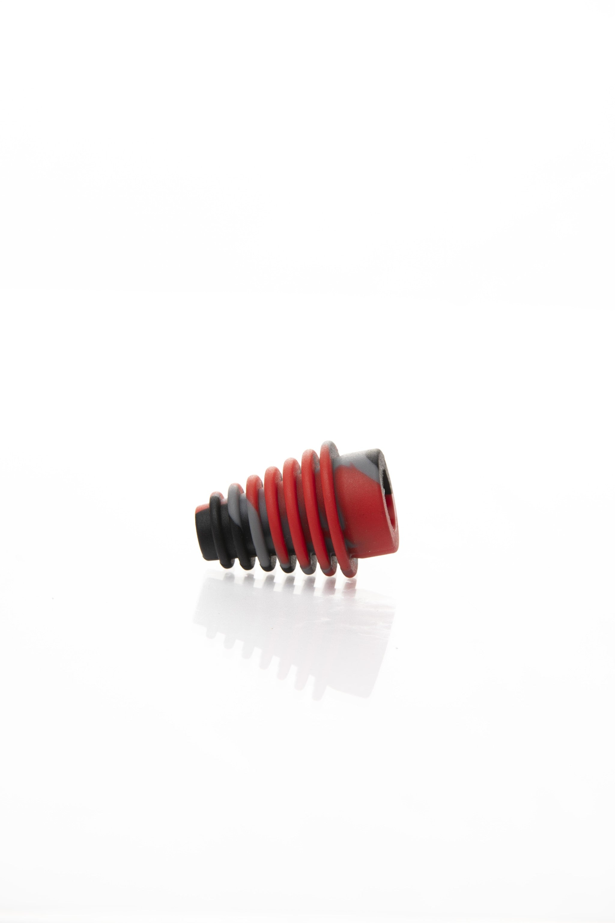 Xtendo Medium Adapter Kit with Extendable Hose RED